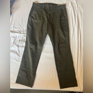 GAP Men's Dark Olive Chino Pants